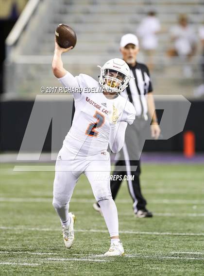 Thumbnail 3 in Eastside Catholic vs Gonzaga Prep (Emerald City Kickoff Classic) photogallery.