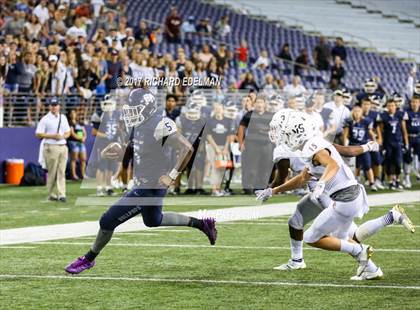 Thumbnail 1 in Eastside Catholic vs Gonzaga Prep (Emerald City Kickoff Classic) photogallery.