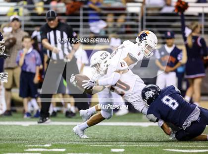 Thumbnail 1 in Eastside Catholic vs Gonzaga Prep (Emerald City Kickoff Classic) photogallery.