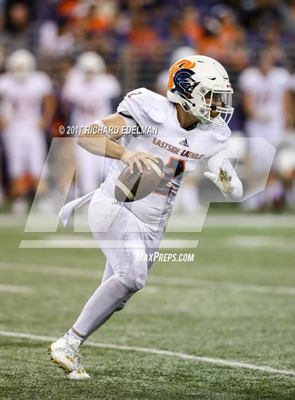 Thumbnail 3 in Eastside Catholic vs Gonzaga Prep (Emerald City Kickoff Classic) photogallery.