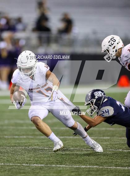 Thumbnail 1 in Eastside Catholic vs Gonzaga Prep (Emerald City Kickoff Classic) photogallery.