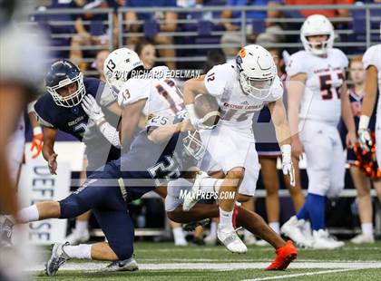 Thumbnail 1 in Eastside Catholic vs Gonzaga Prep (Emerald City Kickoff Classic) photogallery.