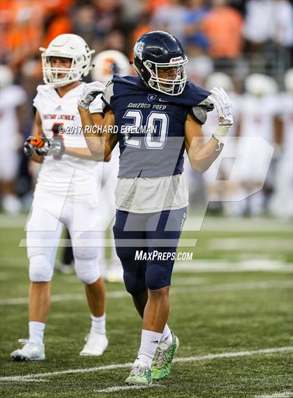 Thumbnail 2 in Eastside Catholic vs Gonzaga Prep (Emerald City Kickoff Classic) photogallery.