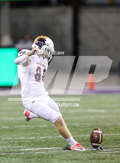 Thumbnail 3 in Eastside Catholic vs Gonzaga Prep (Emerald City Kickoff Classic) photogallery.