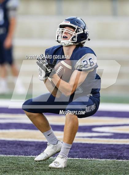 Thumbnail 1 in Eastside Catholic vs Gonzaga Prep (Emerald City Kickoff Classic) photogallery.