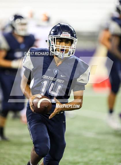 Thumbnail 1 in Eastside Catholic vs Gonzaga Prep (Emerald City Kickoff Classic) photogallery.
