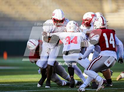 Thumbnail 2 in Maplesville vs. Wadley (AHSAA 1A Final) photogallery.