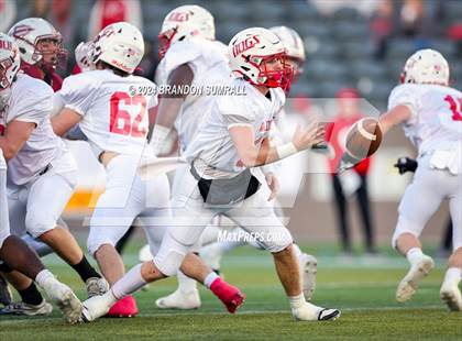 Thumbnail 3 in Maplesville vs. Wadley (AHSAA 1A Final) photogallery.