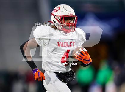 Thumbnail 2 in Maplesville vs. Wadley (AHSAA 1A Final) photogallery.