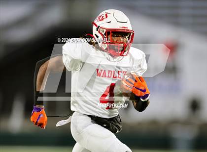 Thumbnail 2 in Maplesville vs. Wadley (AHSAA 1A Final) photogallery.