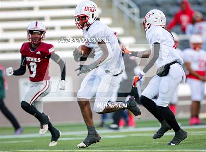 Thumbnail 2 in Maplesville vs. Wadley (AHSAA 1A Final) photogallery.