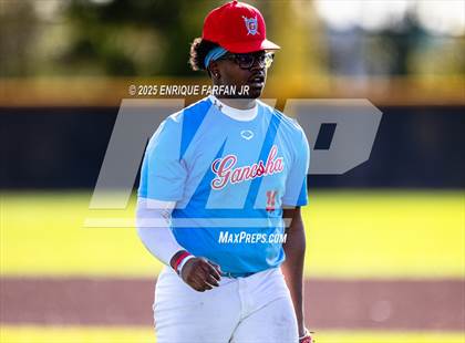 Thumbnail 3 in Covina @ Ganesha photogallery.