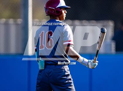 Thumbnail 3 in Covina @ Ganesha photogallery.