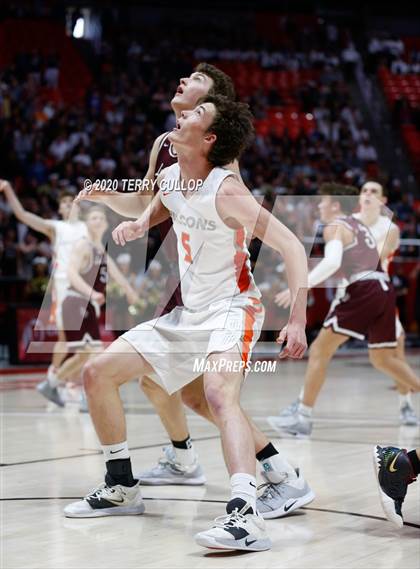 Thumbnail 2 in Lone Peak vs. Skyridge (UHSAA 6A Quarterfinal) photogallery.