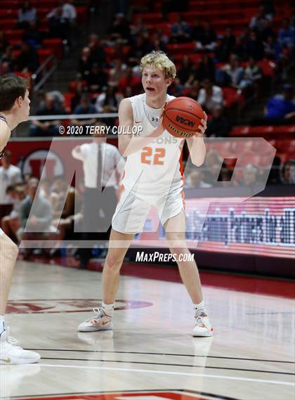 Thumbnail 2 in Lone Peak vs. Skyridge (UHSAA 6A Quarterfinal) photogallery.