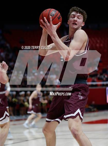 Thumbnail 3 in Lone Peak vs. Skyridge (UHSAA 6A Quarterfinal) photogallery.
