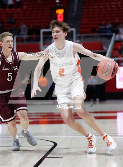 Thumbnail 2 in Lone Peak vs. Skyridge (UHSAA 6A Quarterfinal) photogallery.
