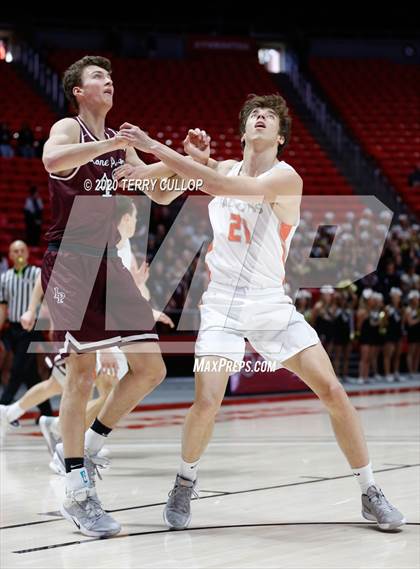 Thumbnail 2 in Lone Peak vs. Skyridge (UHSAA 6A Quarterfinal) photogallery.