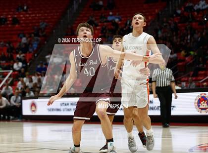 Thumbnail 2 in Lone Peak vs. Skyridge (UHSAA 6A Quarterfinal) photogallery.