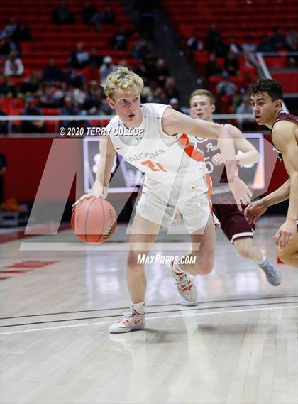 Thumbnail 2 in Lone Peak vs. Skyridge (UHSAA 6A Quarterfinal) photogallery.