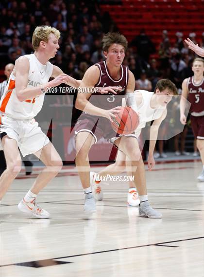 Thumbnail 3 in Lone Peak vs. Skyridge (UHSAA 6A Quarterfinal) photogallery.