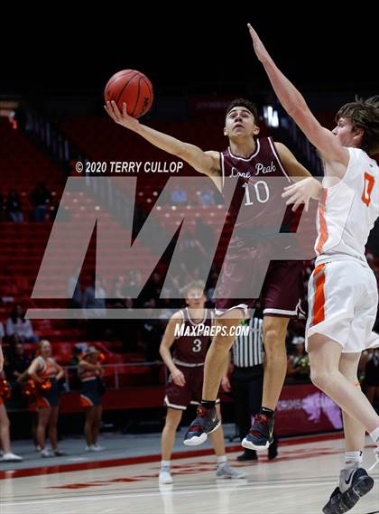 Thumbnail 2 in Lone Peak vs. Skyridge (UHSAA 6A Quarterfinal) photogallery.