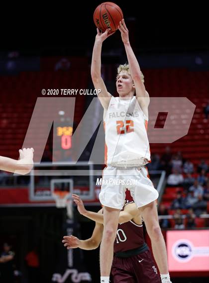 Thumbnail 1 in Lone Peak vs. Skyridge (UHSAA 6A Quarterfinal) photogallery.