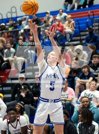 Thumbnail 3 in Memphis Home Education Association vs. Memphis East (Winter Classic) photogallery.