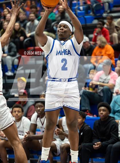 Thumbnail 3 in Memphis Home Education Association vs. Memphis East (Winter Classic) photogallery.