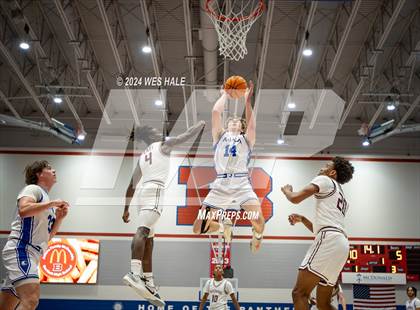 Thumbnail 3 in Memphis Home Education Association vs. Memphis East (Winter Classic) photogallery.