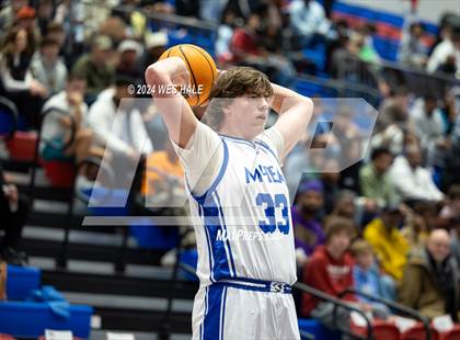 Thumbnail 3 in Memphis Home Education Association vs. Memphis East (Winter Classic) photogallery.