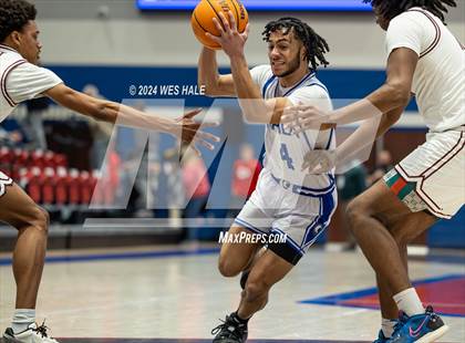 Thumbnail 3 in Memphis Home Education Association vs. Memphis East (Winter Classic) photogallery.
