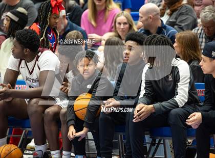 Thumbnail 1 in Memphis Home Education Association vs. Memphis East (Winter Classic) photogallery.