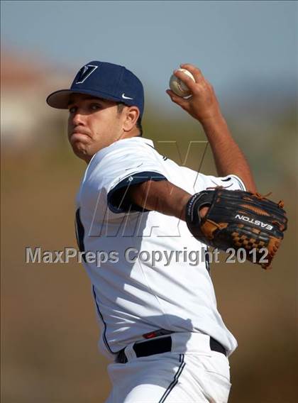 Thumbnail 2 in Folsom @ Vista del Lago photogallery.