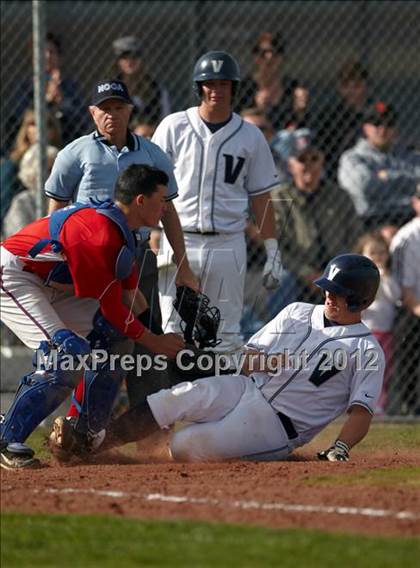 Thumbnail 1 in Folsom @ Vista del Lago photogallery.