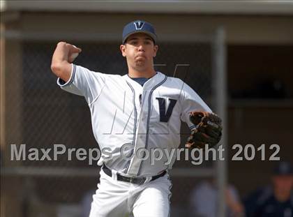 Thumbnail 2 in Folsom @ Vista del Lago photogallery.