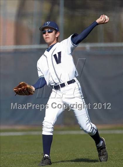 Thumbnail 2 in Folsom @ Vista del Lago photogallery.