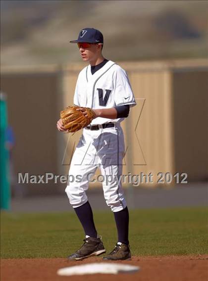 Thumbnail 1 in Folsom @ Vista del Lago photogallery.