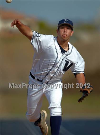 Thumbnail 1 in Folsom @ Vista del Lago photogallery.