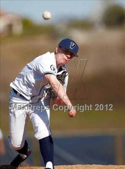 Thumbnail 1 in Folsom @ Vista del Lago photogallery.