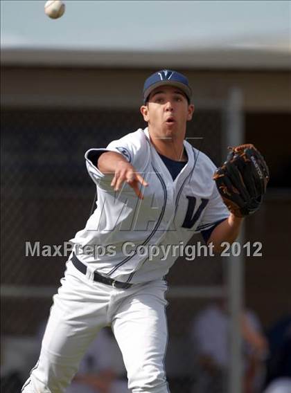 Thumbnail 3 in Folsom @ Vista del Lago photogallery.