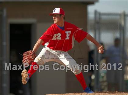 Thumbnail 2 in Folsom @ Vista del Lago photogallery.