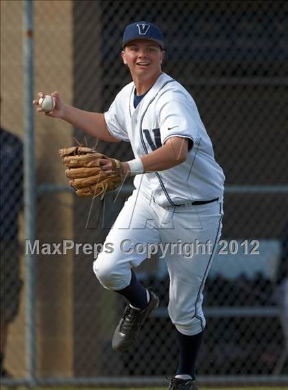 Thumbnail 3 in Folsom @ Vista del Lago photogallery.