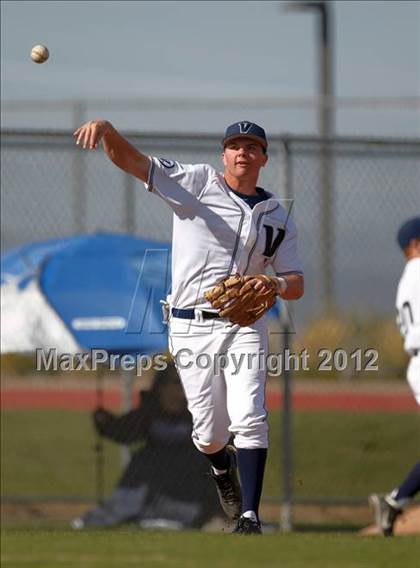 Thumbnail 2 in Folsom @ Vista del Lago photogallery.