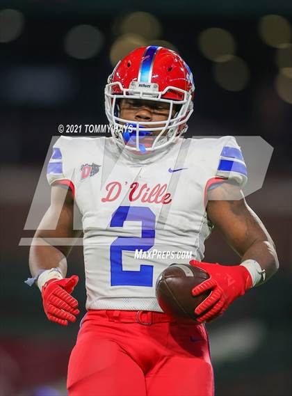 Thumbnail 2 in Duncanville vs. DeSoto (UIL 6A D1 Quarterfinals) photogallery.