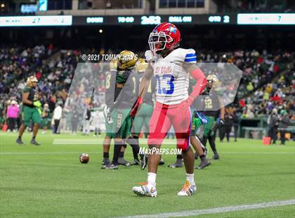 Thumbnail 2 in Duncanville vs. DeSoto (UIL 6A D1 Quarterfinals) photogallery.