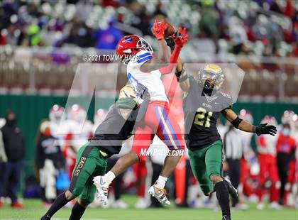 Thumbnail 1 in Duncanville vs. DeSoto (UIL 6A D1 Quarterfinals) photogallery.