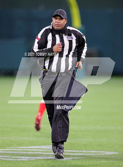 Thumbnail 1 in Duncanville vs. DeSoto (UIL 6A D1 Quarterfinals) photogallery.