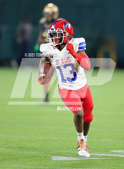Thumbnail 2 in Duncanville vs. DeSoto (UIL 6A D1 Quarterfinals) photogallery.