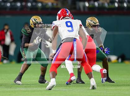 Thumbnail 3 in Duncanville vs. DeSoto (UIL 6A D1 Quarterfinals) photogallery.
